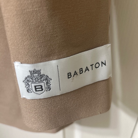 Babaton Agency Blazer - with tags on - Picture 3 of 4